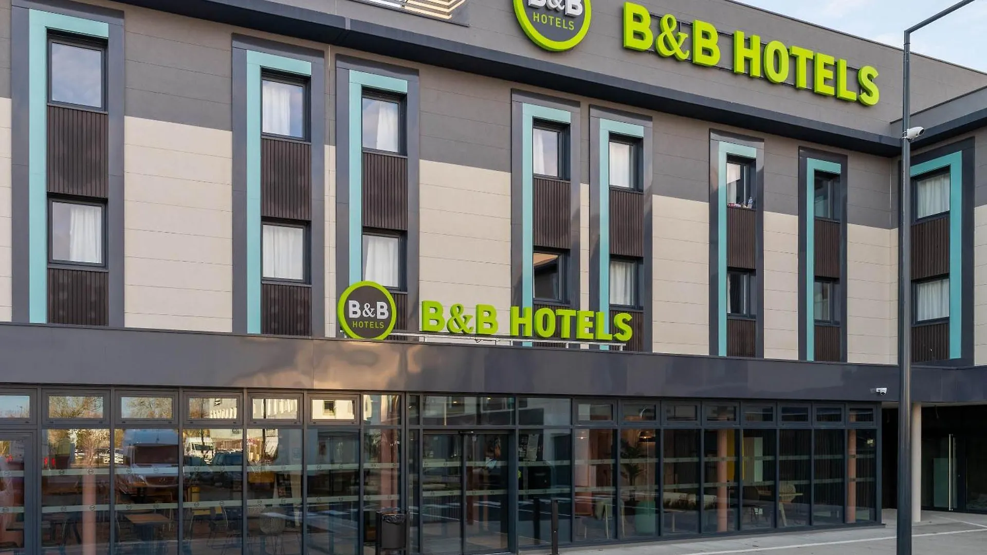 B&B Hotel Massieux Genay