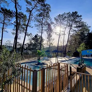 Village De Bois Simonet **** Joyeuse